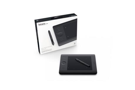 Standard, felt, stroke and flex nibs ship with the Intuos5, allowing you to simulate working with a variety of traditional art and design materials.